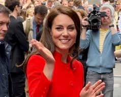 Princess Kate at the Dog and Duck
